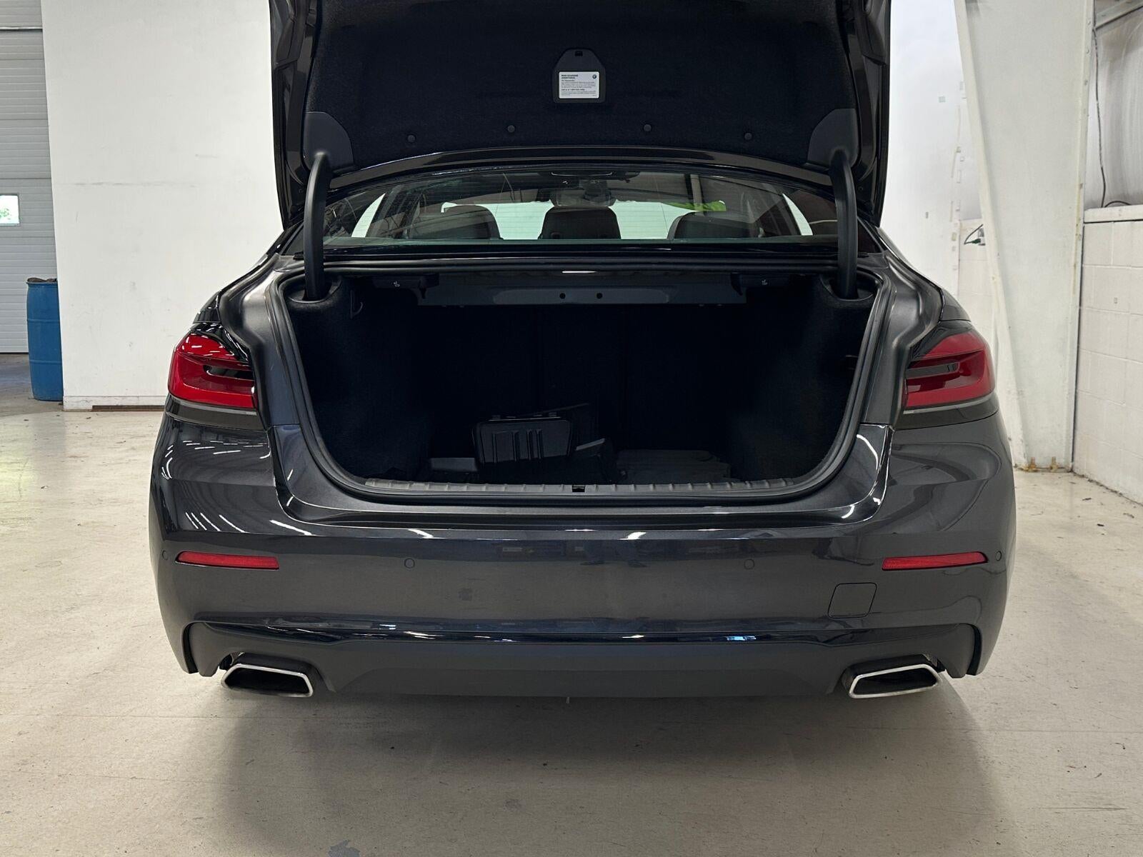 2023 BMW 530 i xDrive
