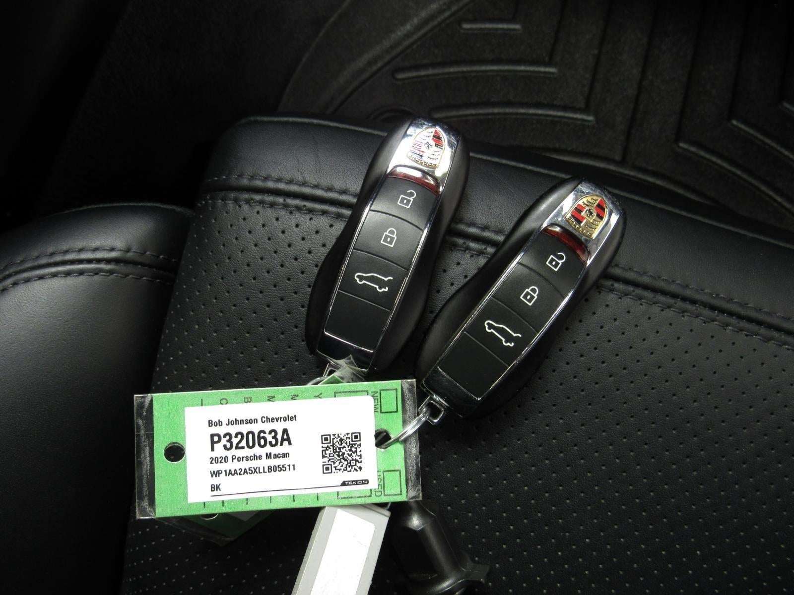 2020 Porsche Macan AWD