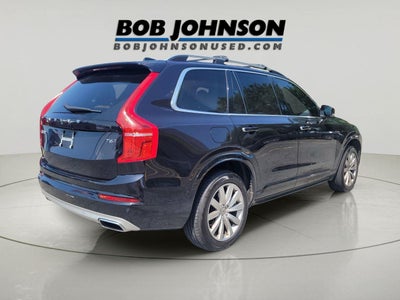 2018 Volvo XC90 Momentum