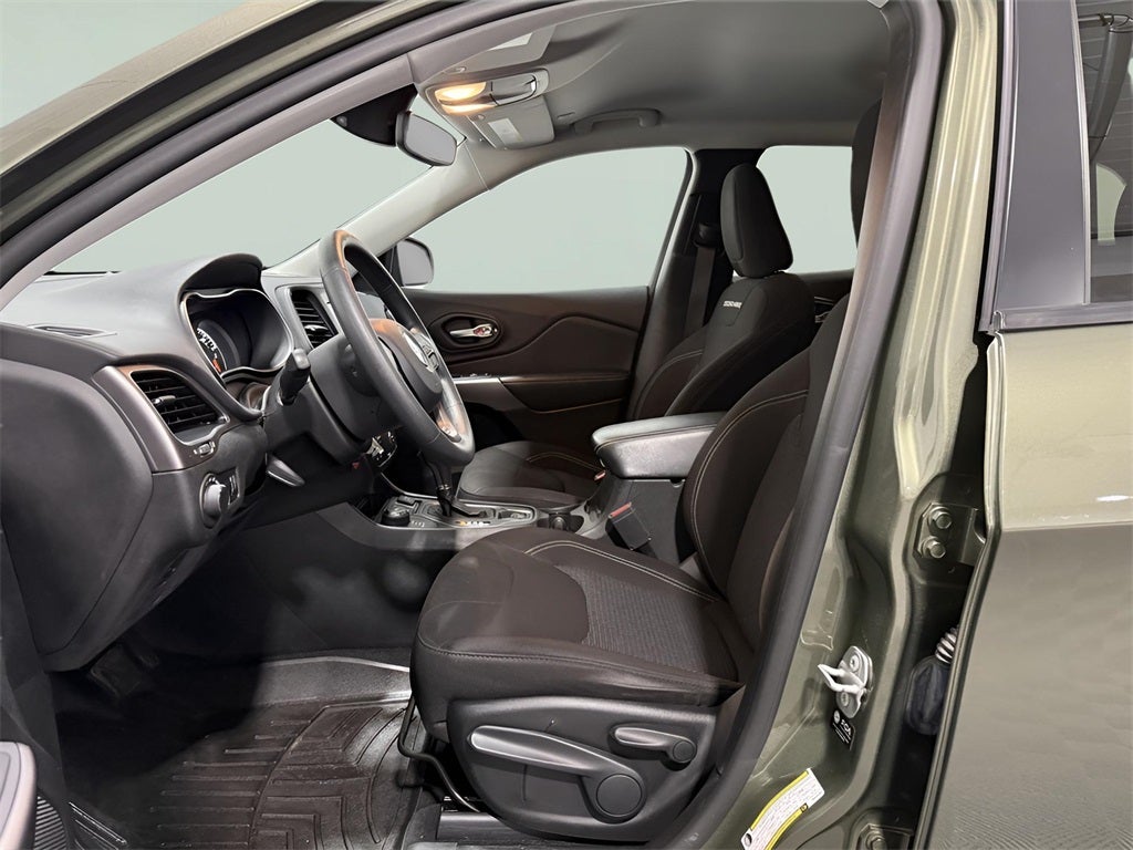 2021 Jeep Cherokee Latitude