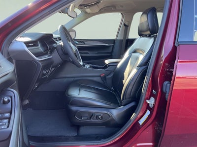 2023 Jeep Grand Cherokee Limited BLACK APPEARANCE PACKAGE