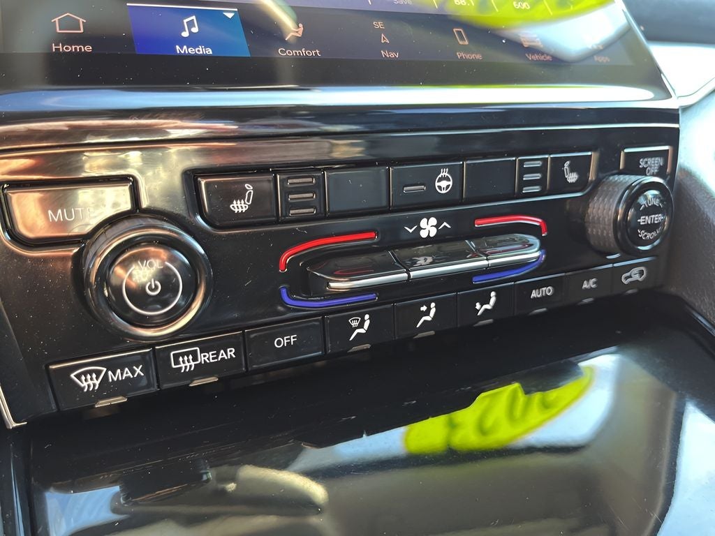 2023 Jeep Grand Cherokee Limited BLACK APPEARANCE PACKAGE