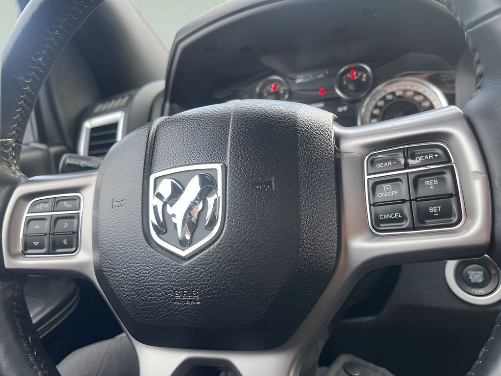 2024 RAM 1500 Classic Warlock HEMI 5.7L