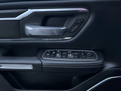 2024 RAM 1500 Laramie 5.7L Hemi