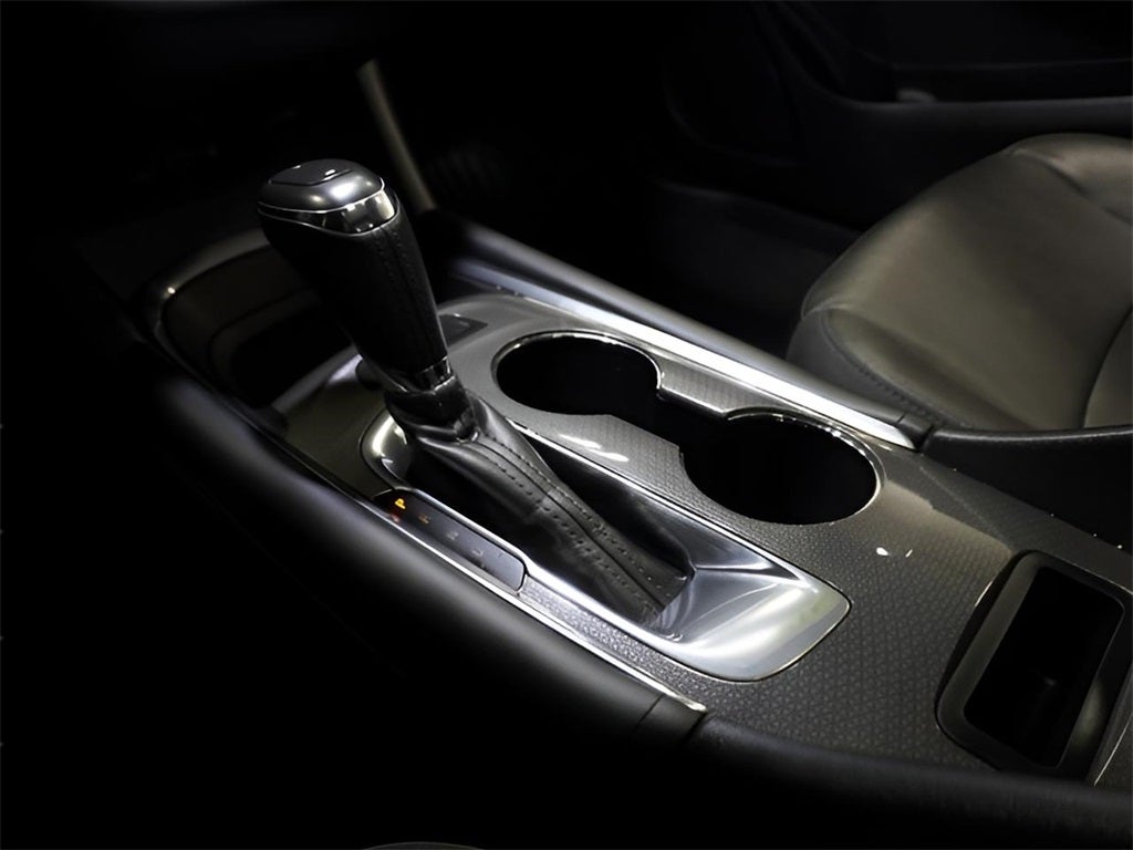 2019 Chevrolet Malibu LT w/ Leather & Sunroof *CarBravo Certified*