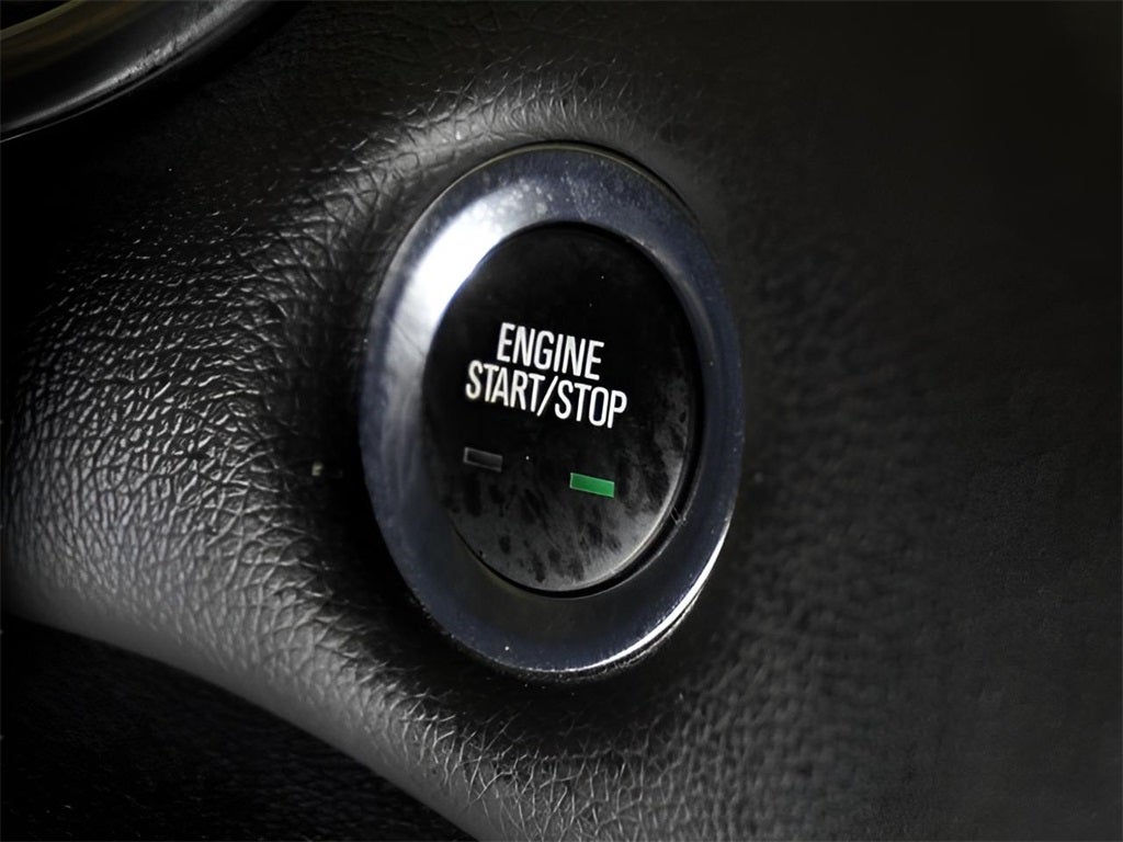 2019 Chevrolet Malibu LT w/ Leather & Sunroof *CarBravo Certified*