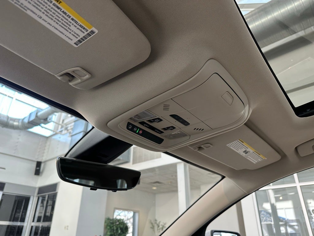 2023 GMC Acadia Denali Ultimate Package