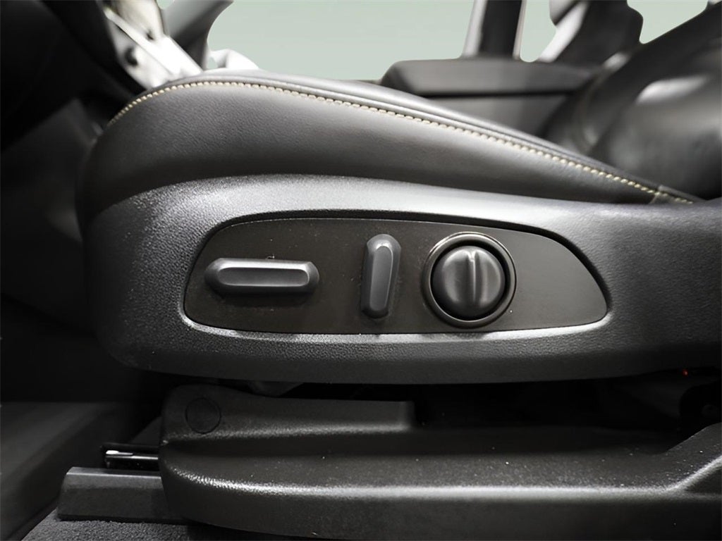 2023 Chevrolet Traverse LT Leather *CarBravo Certified*