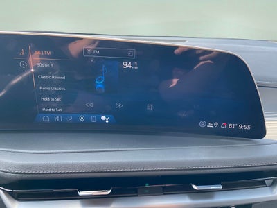 2025 Cadillac XT4 Premium Luxury