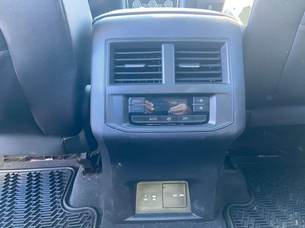 2023 Volkswagen Atlas SEL