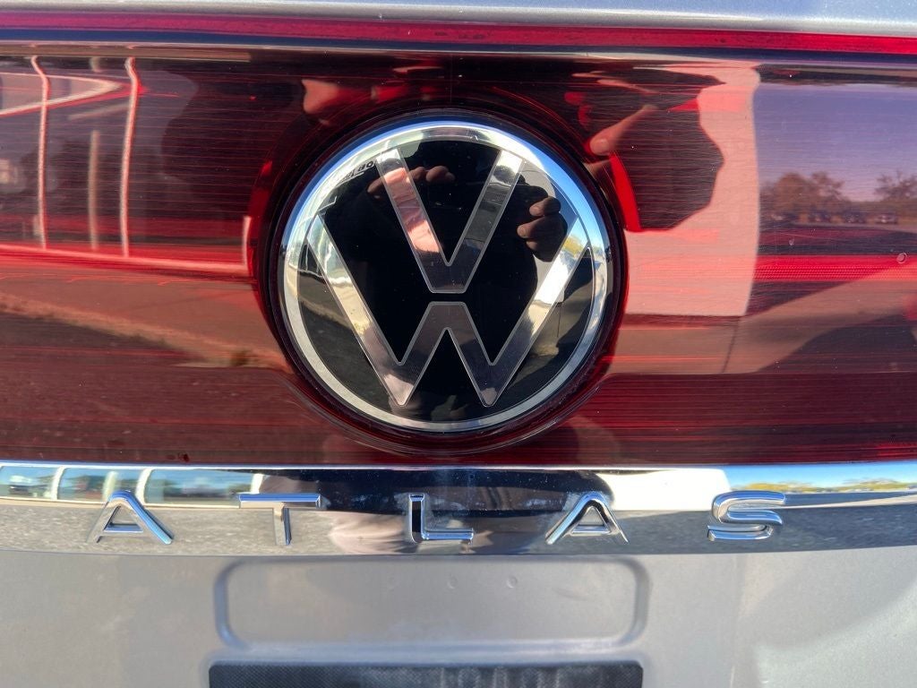 2024 Volkswagen Atlas 2.0T SEL Premium R-Line