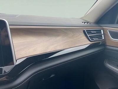 2025 Volkswagen Atlas 2.0T SE w/Technology 1 Owner Clean Auto Check!