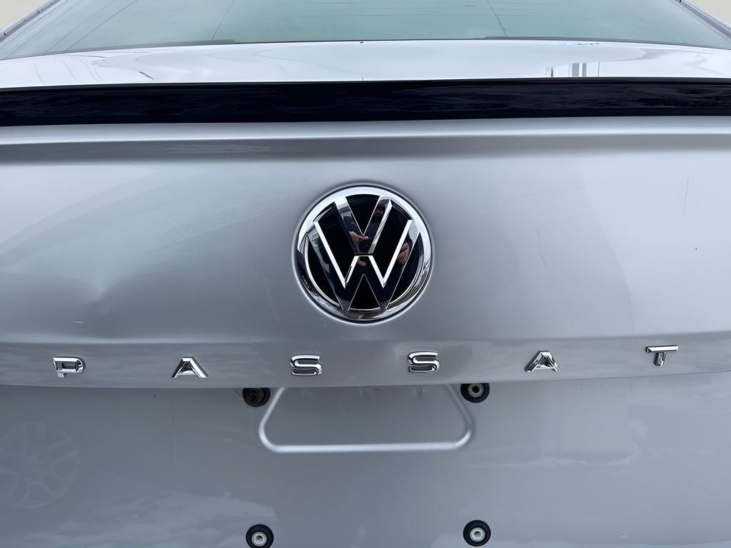 2020 Volkswagen Passat 2.0T R-Line