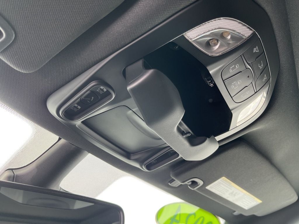 2024 Chrysler Pacifica Limited S APPERANCE PACKAGE