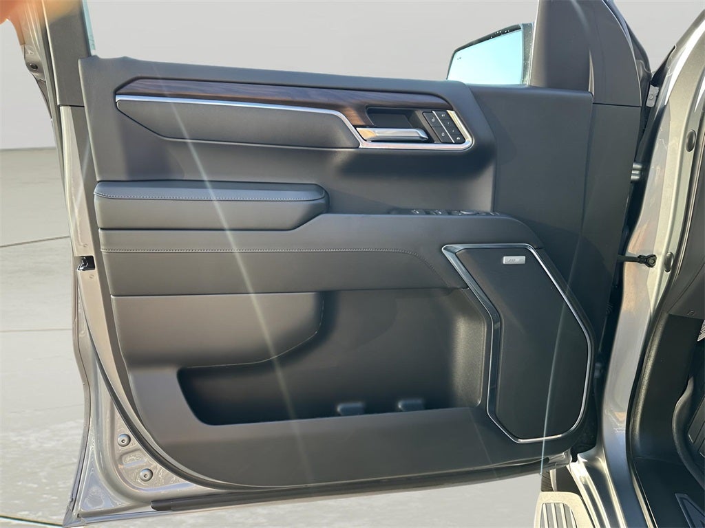 2023 GMC Sierra 1500 SLT Premium Plus Package