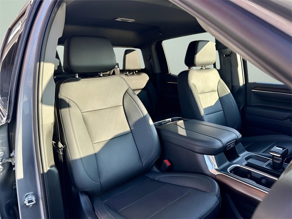 2023 GMC Sierra 1500 SLT Premium Plus Package