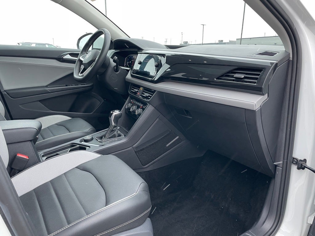 2022 Volkswagen Taos 1.5T SEL Certified