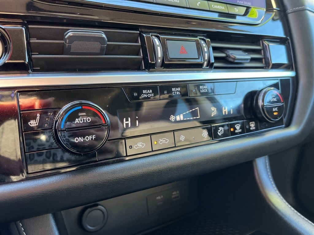 2024 Nissan Pathfinder SV BLACK APPERANCE PACKAGE