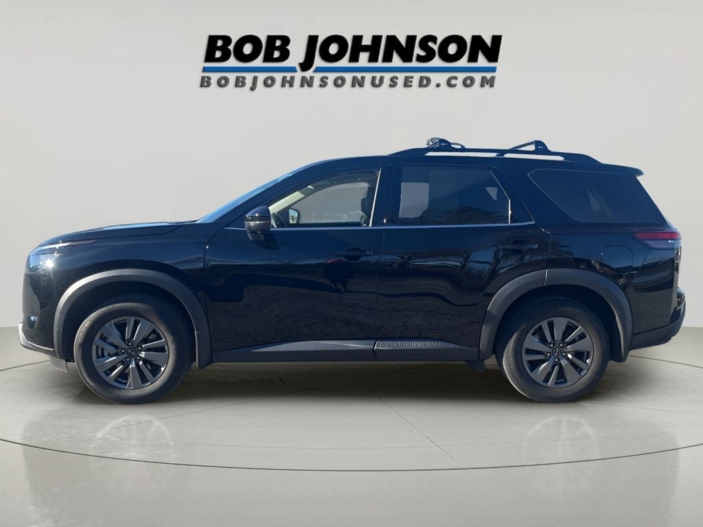2024 Nissan Pathfinder SV BLACK APPERANCE PACKAGE
