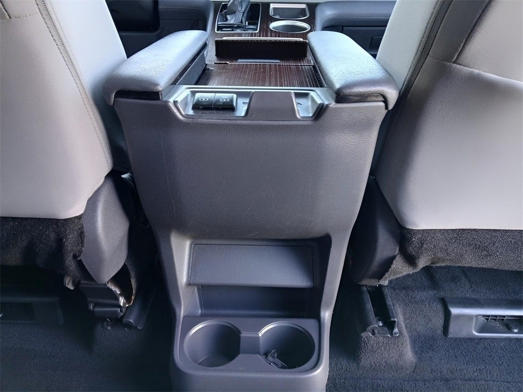 2021 Toyota Sienna LE 8 Passenger