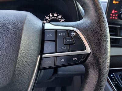 2021 Toyota Sienna LE 8 Passenger