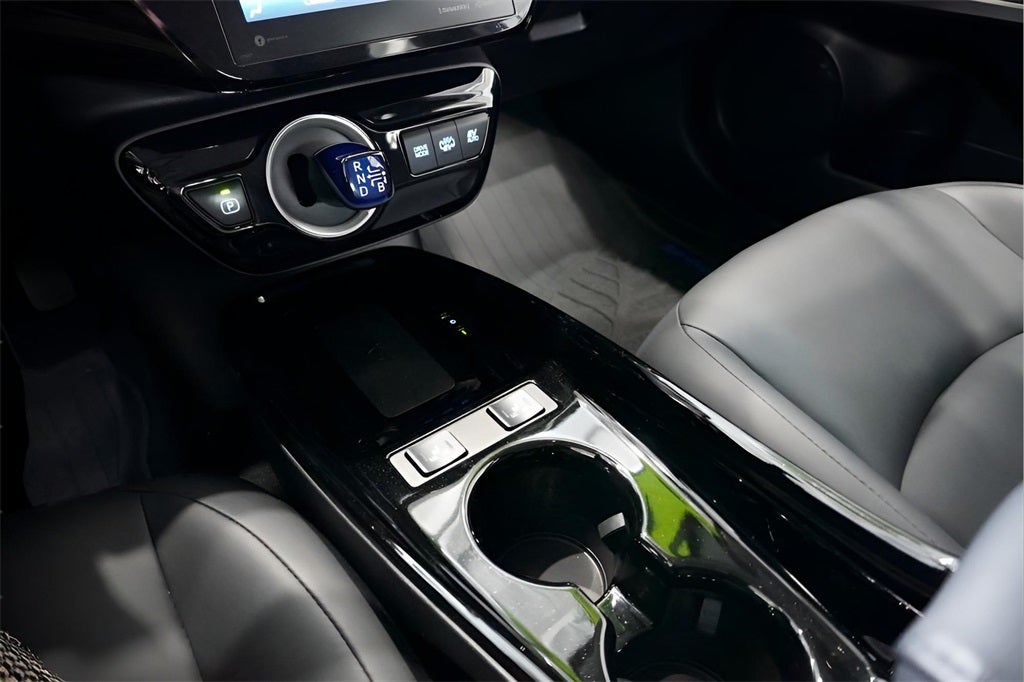 2020 Toyota Prius Prime XLE 55 MPG!!!