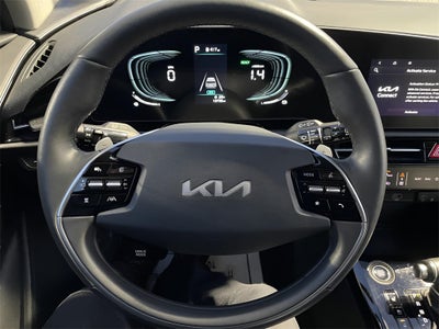 2023 Kia Niro SX