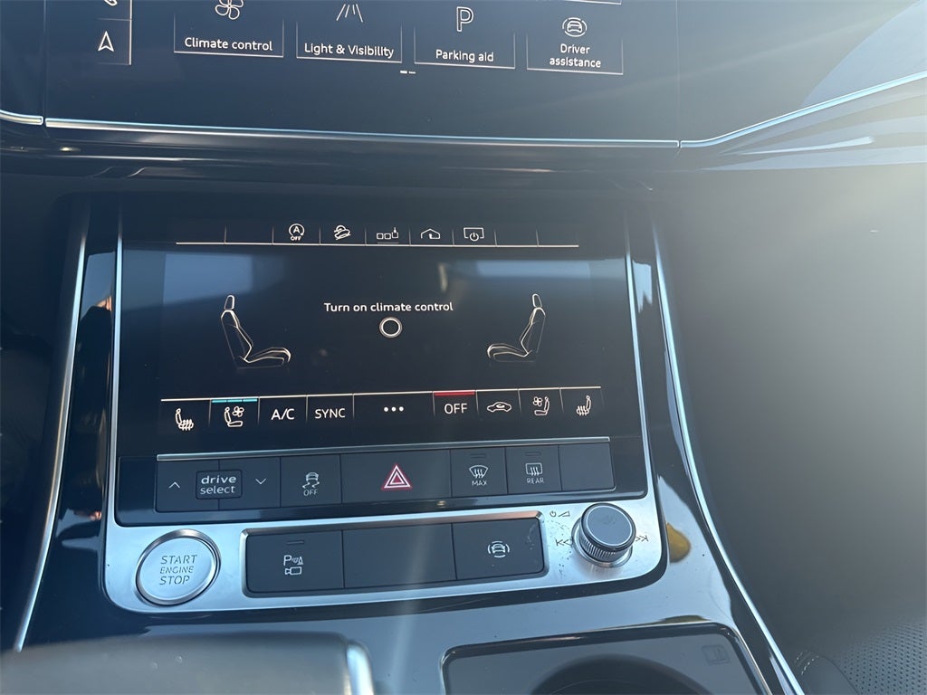 2020 Audi Q8 55 Premium Plus quattro