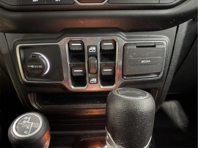 2022 Jeep Wrangler Unlimited Willys 4x4