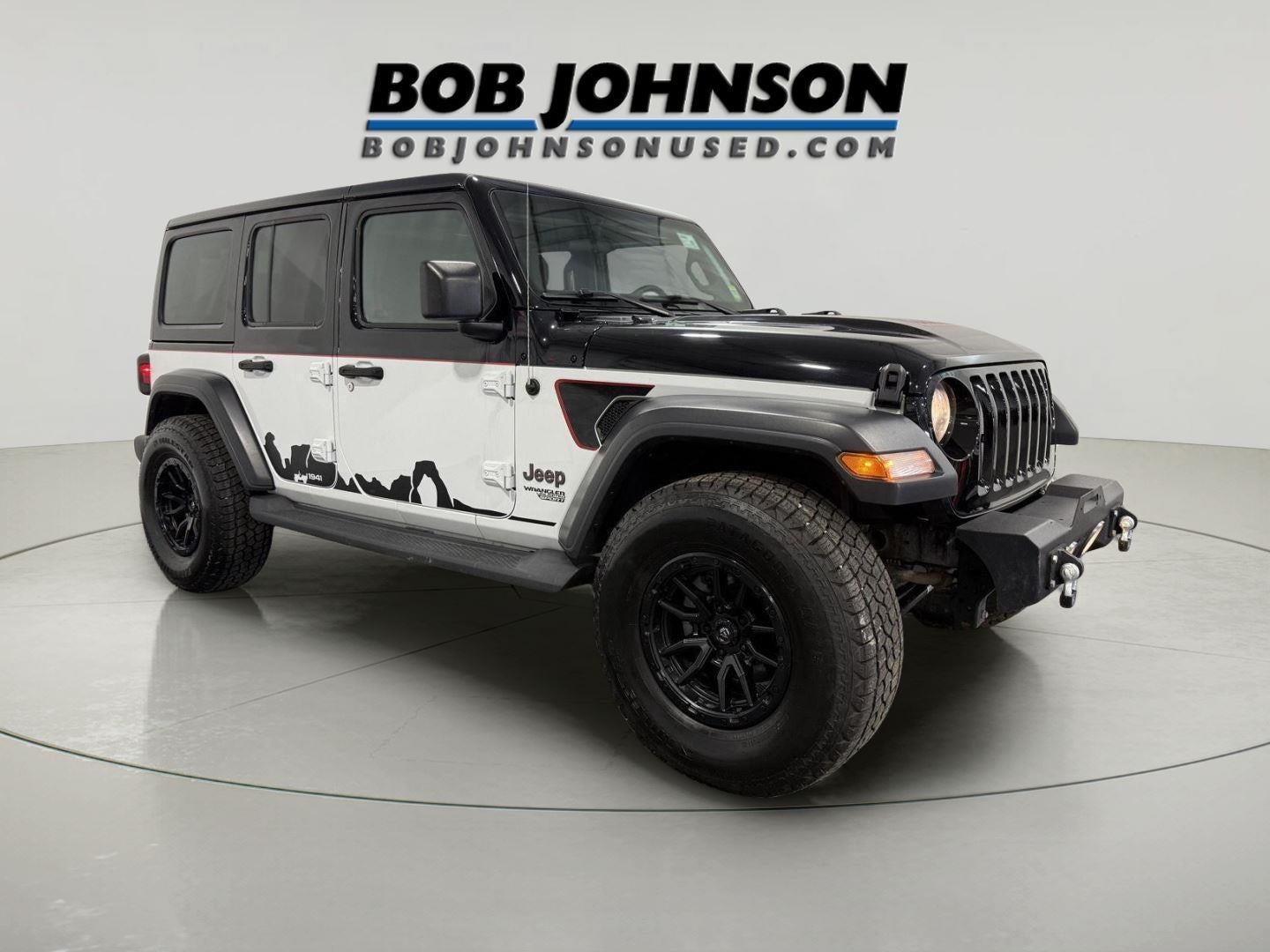 2020 Jeep Wrangler Sport S's photo