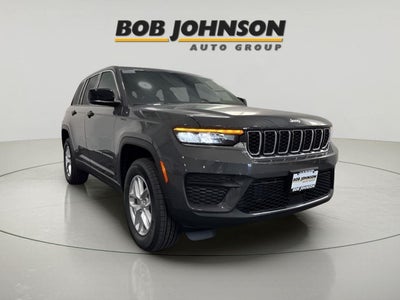 2025 Jeep Grand Cherokee GRAND CHEROKEE LAREDO X 4X4