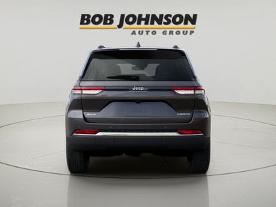 2026 Jeep Grand Cherokee GRAND CHEROKEE LAREDO X 4X4