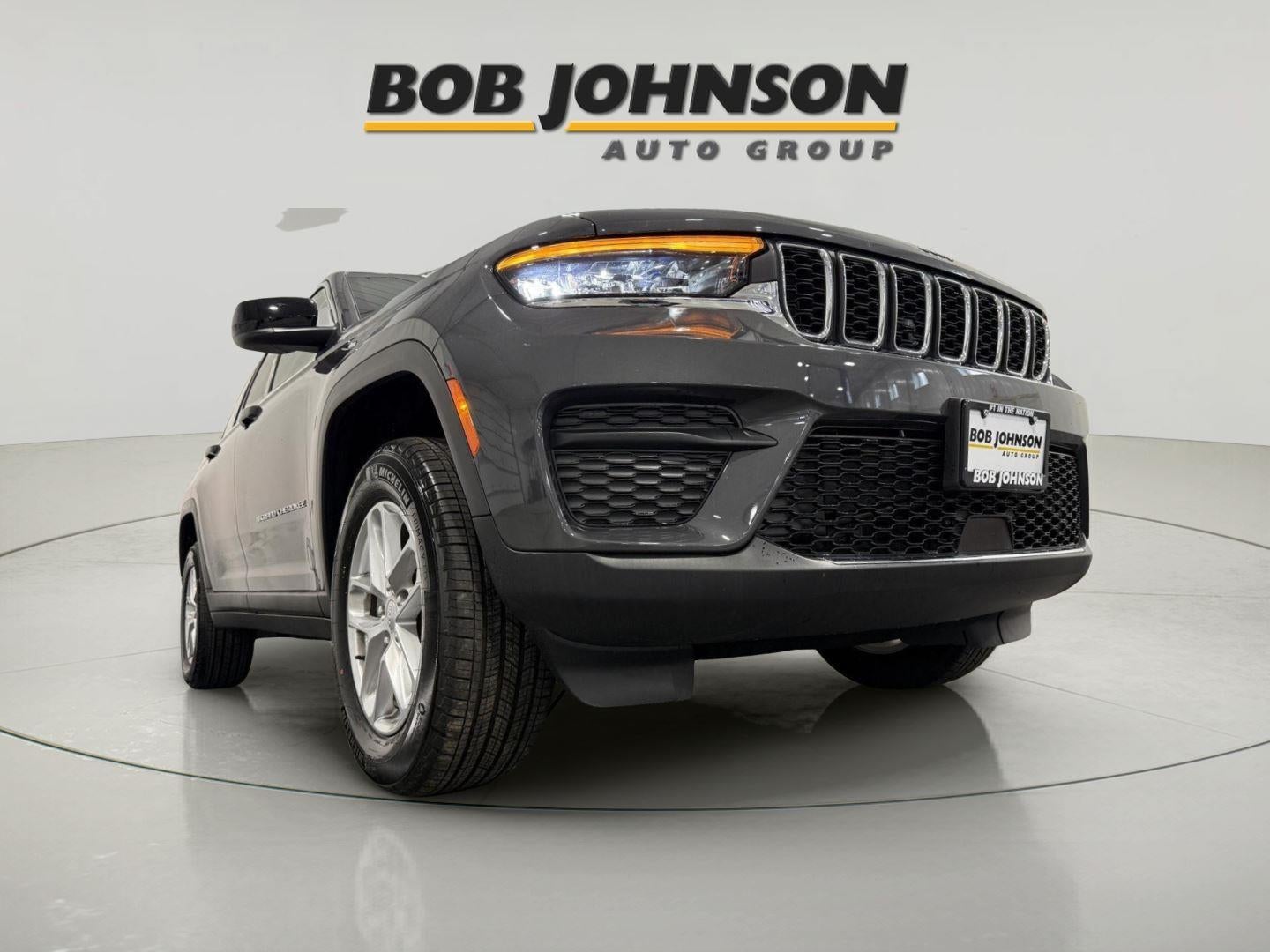 2025 Jeep Grand Cherokee GRAND CHEROKEE LAREDO X 4X4