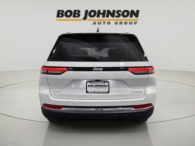 2025 Jeep Grand Cherokee GRAND CHEROKEE LAREDO X 4X4