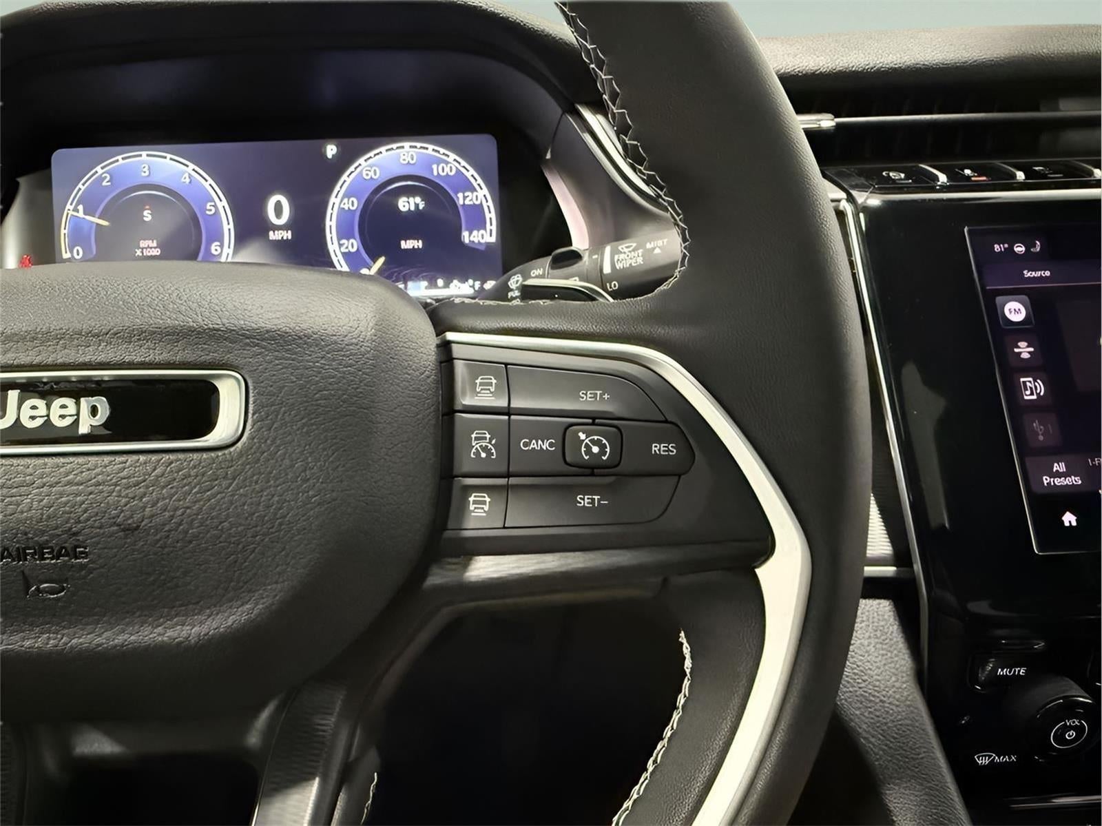 2025 Jeep Grand Cherokee GRAND CHEROKEE LAREDO X 4X4