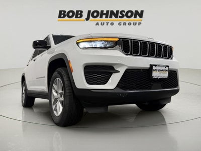 2025 Jeep Grand Cherokee GRAND CHEROKEE LAREDO X 4X4