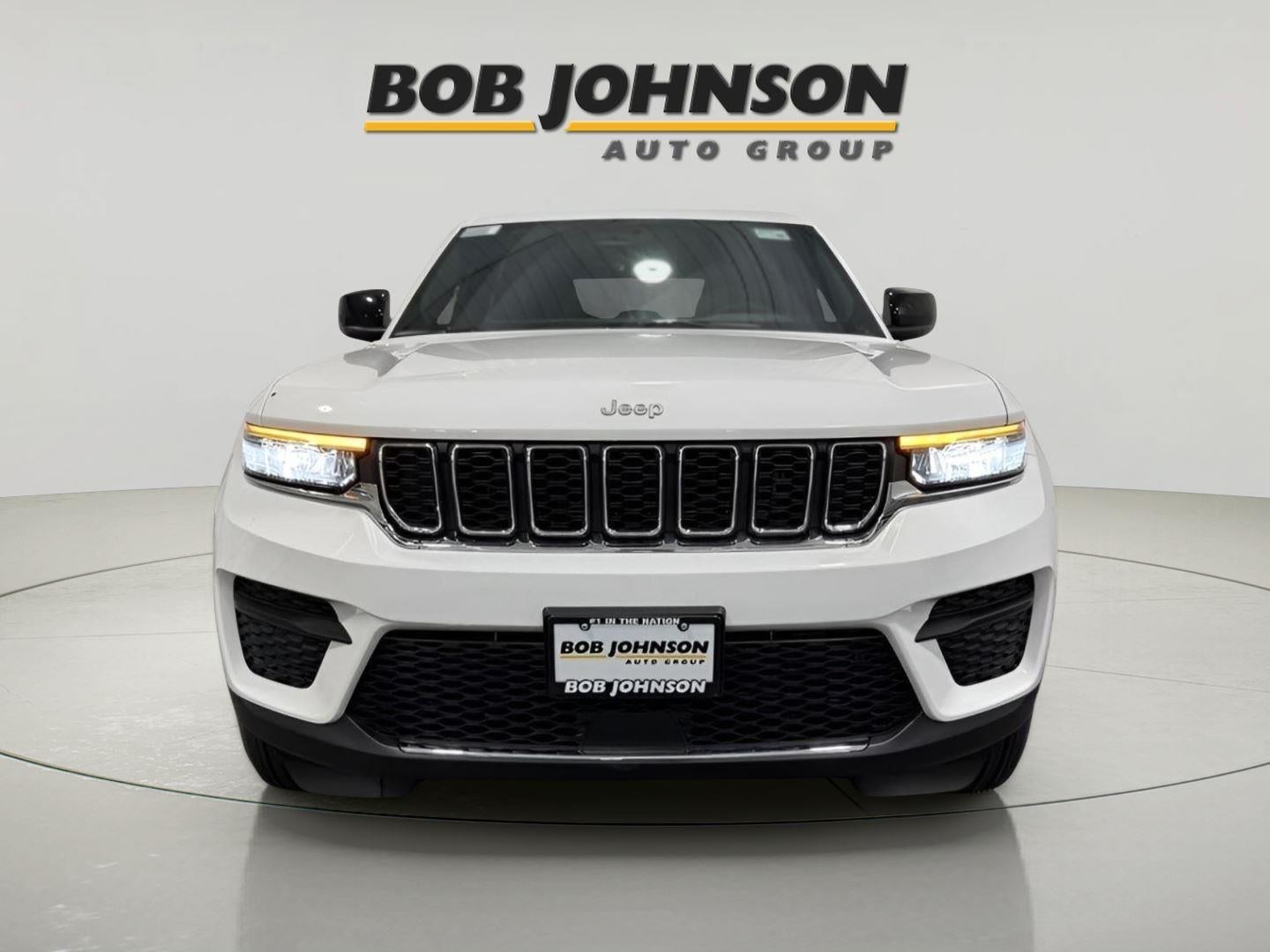 2025 Jeep Grand Cherokee GRAND CHEROKEE LAREDO X 4X4