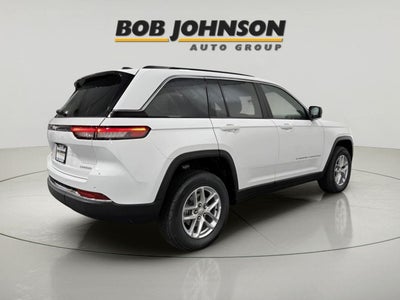 2025 Jeep Grand Cherokee GRAND CHEROKEE LAREDO X 4X4