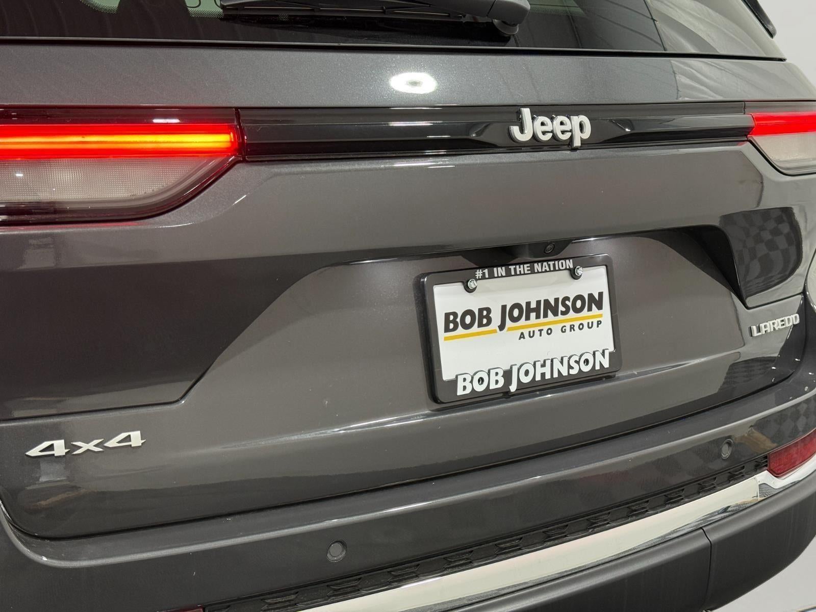 2025 Jeep Grand Cherokee GRAND CHEROKEE LAREDO X 4X4