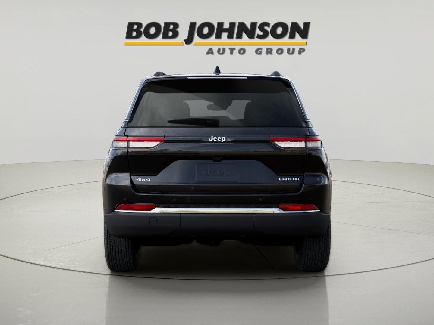 2026 Jeep Grand Cherokee GRAND CHEROKEE LAREDO X 4X4