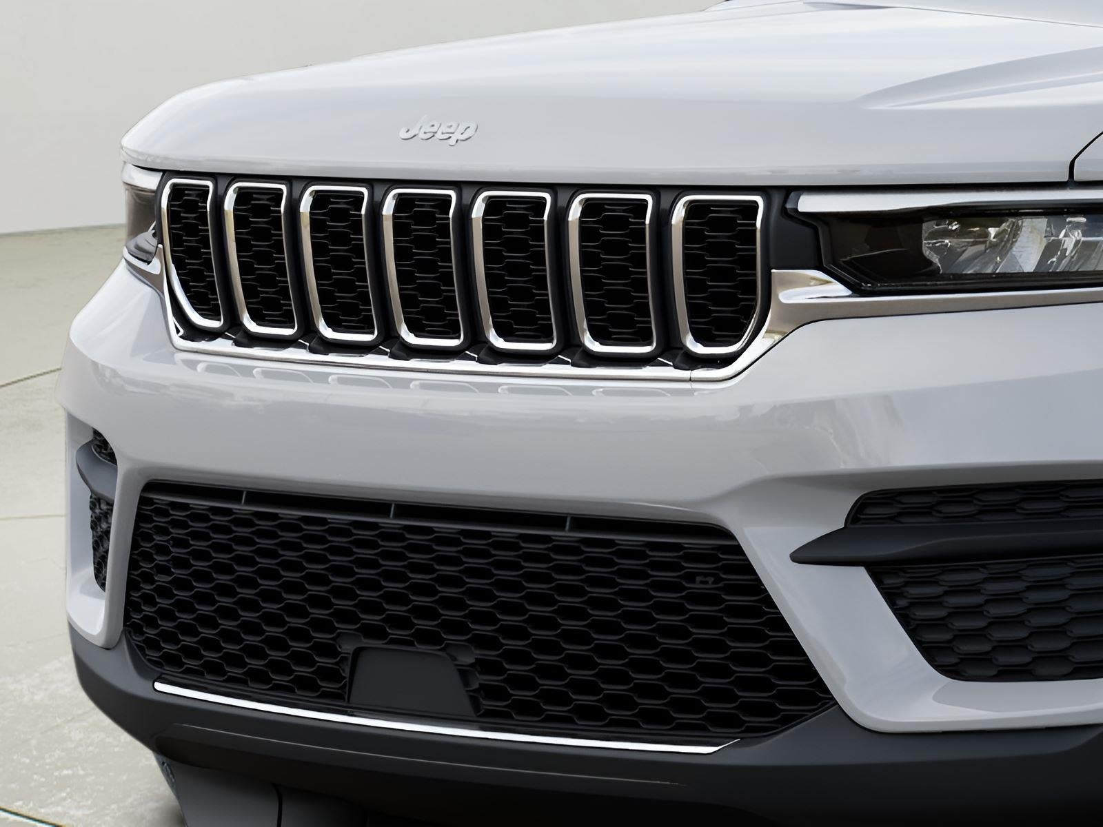 2026 Jeep Grand Cherokee GRAND CHEROKEE LAREDO X 4X4
