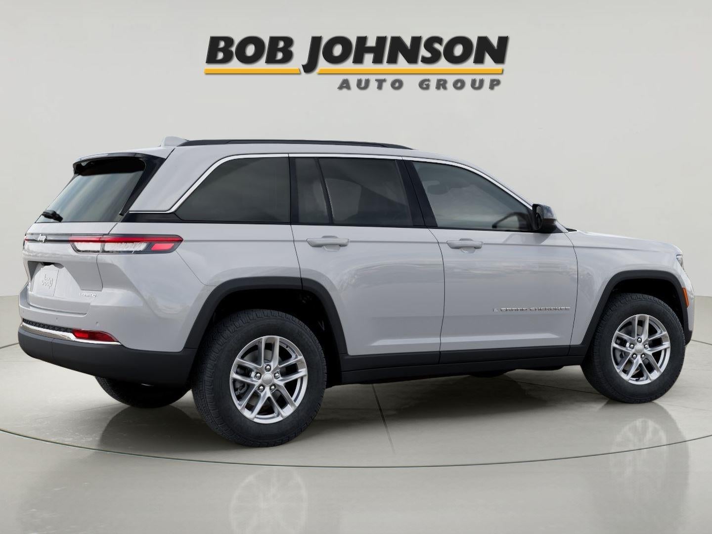 2026 Jeep Grand Cherokee GRAND CHEROKEE LAREDO X 4X4
