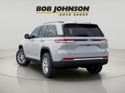 2026 Jeep Grand Cherokee GRAND CHEROKEE LAREDO X 4X4