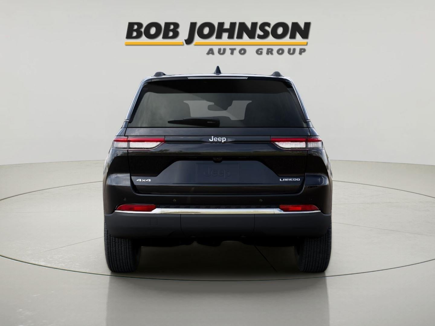 2026 Jeep Grand Cherokee GRAND CHEROKEE LAREDO X 4X4