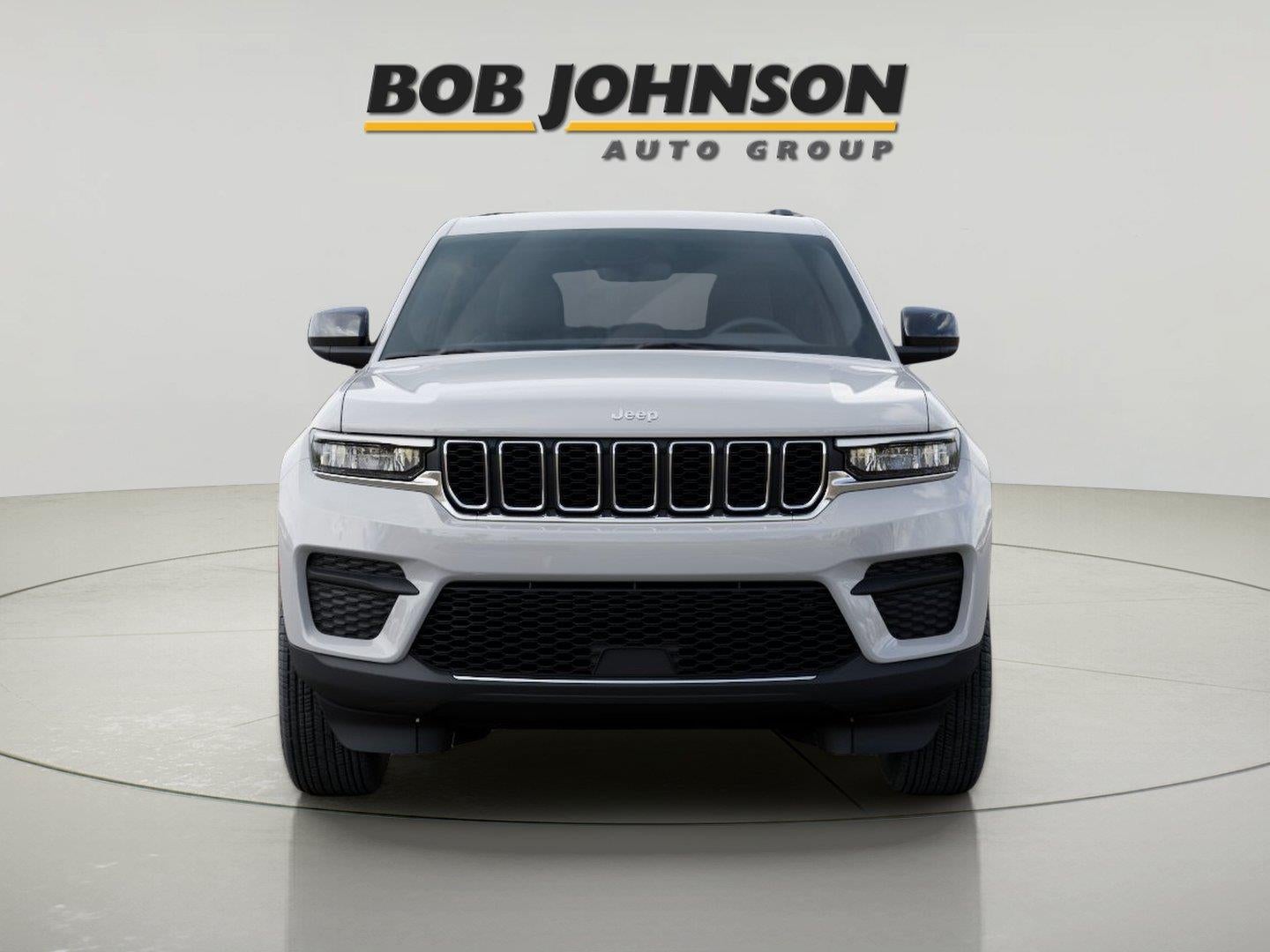 2026 Jeep Grand Cherokee GRAND CHEROKEE LAREDO X 4X4