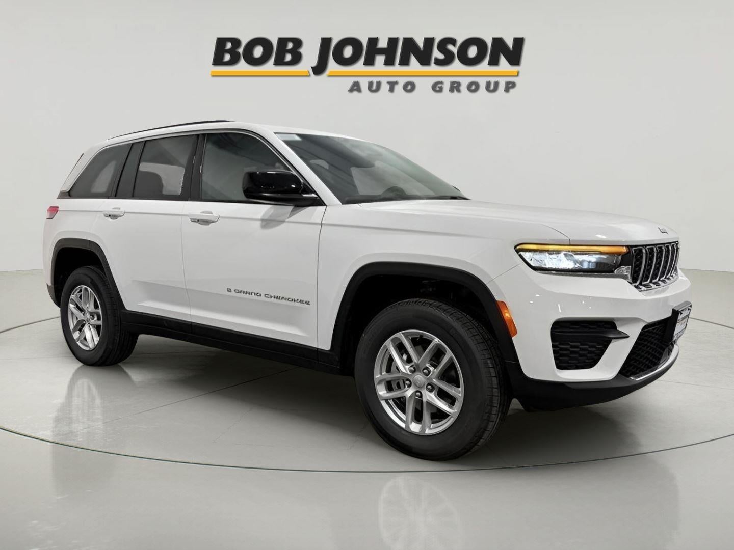 2025 Jeep Grand Cherokee GRAND CHEROKEE LAREDO X 4X4