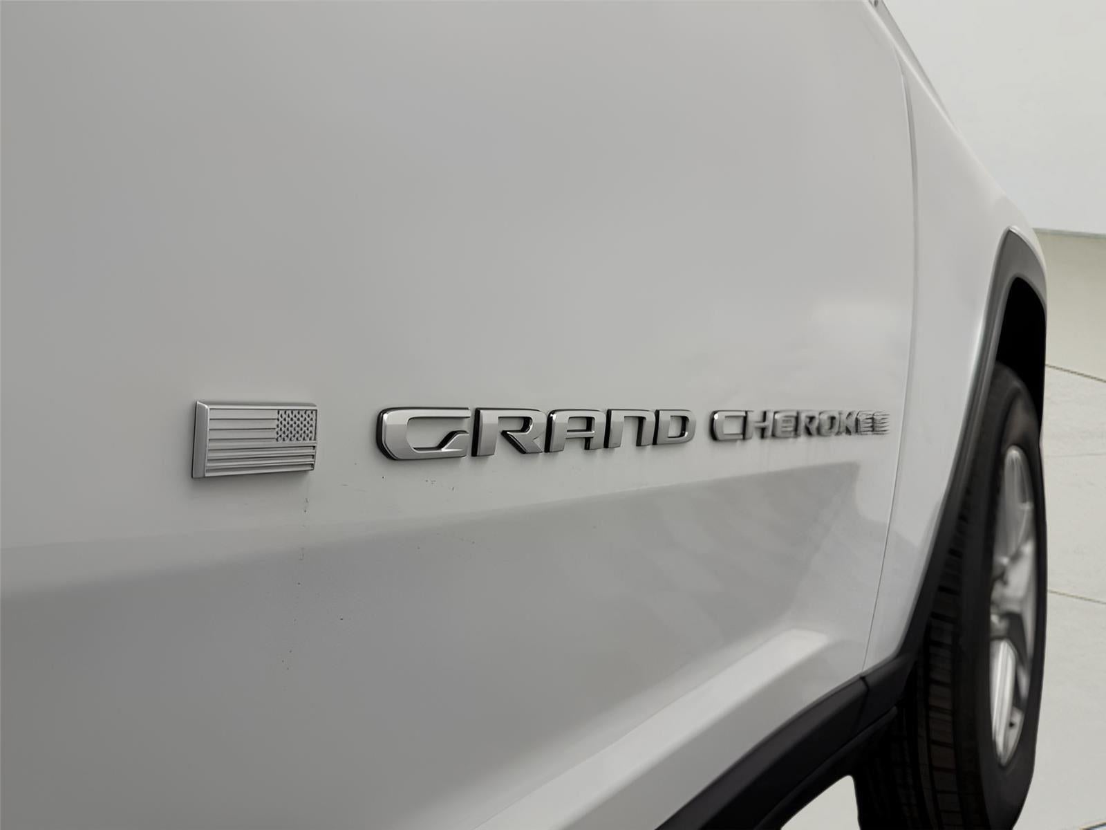 2025 Jeep Grand Cherokee GRAND CHEROKEE LAREDO X 4X4