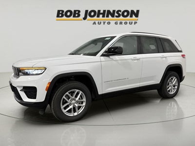 2025 Jeep Grand Cherokee GRAND CHEROKEE LAREDO X 4X4