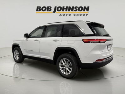2025 Jeep Grand Cherokee GRAND CHEROKEE LAREDO X 4X4