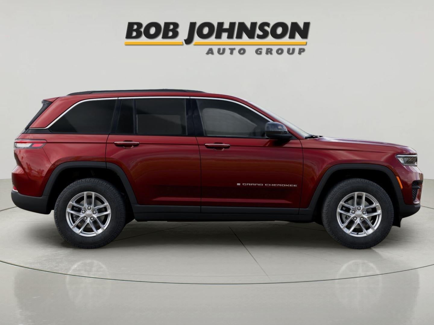 2025 Jeep Grand Cherokee GRAND CHEROKEE LAREDO X 4X4